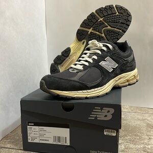 New Balance 2002R - Charcoal Grey